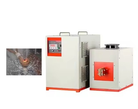 Induzione indurimento e temprazione macchina per lineare guida rotaie con una migliore durezza e resistenza all'usura