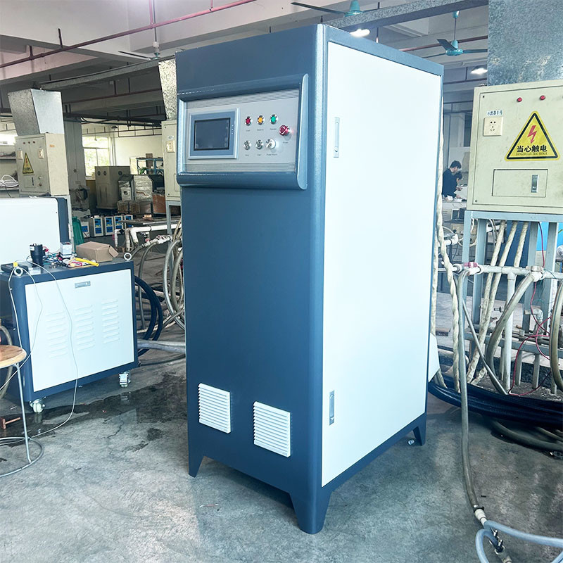 Forno di fusione in acciaio inossidabile personalizzato per la macchina di riscaldamento ad induzione ad altissima frequenza con potenza di uscita di 60 kW
