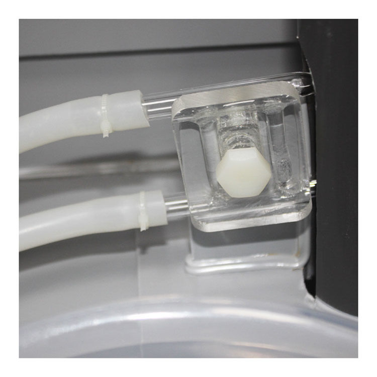 Camera a spruzzo salino avanzata per condizioni ambientali artificiali e resistenza alla corrosione dei prodotti con precisione