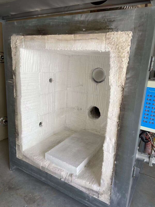 Forno di prova di resistenza al fuoco verticale conforme alla norma ISO 834 a temperatura di 1200 °C e costruzione modulare