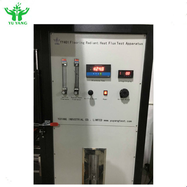 Apparecchiatura di collaudo di infiammabilità di 2KW ASTM E 846 per la pavimentazione del cambiamento continuo di calore radiante