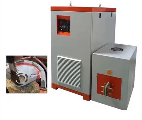 Induzione indurimento e temprazione macchina per lineare guida rotaie con una migliore durezza e resistenza all'usura